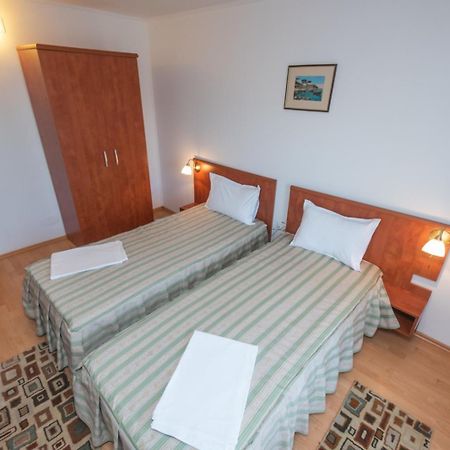 אפורי סוד Hotel Amurg מראה חיצוני תמונה