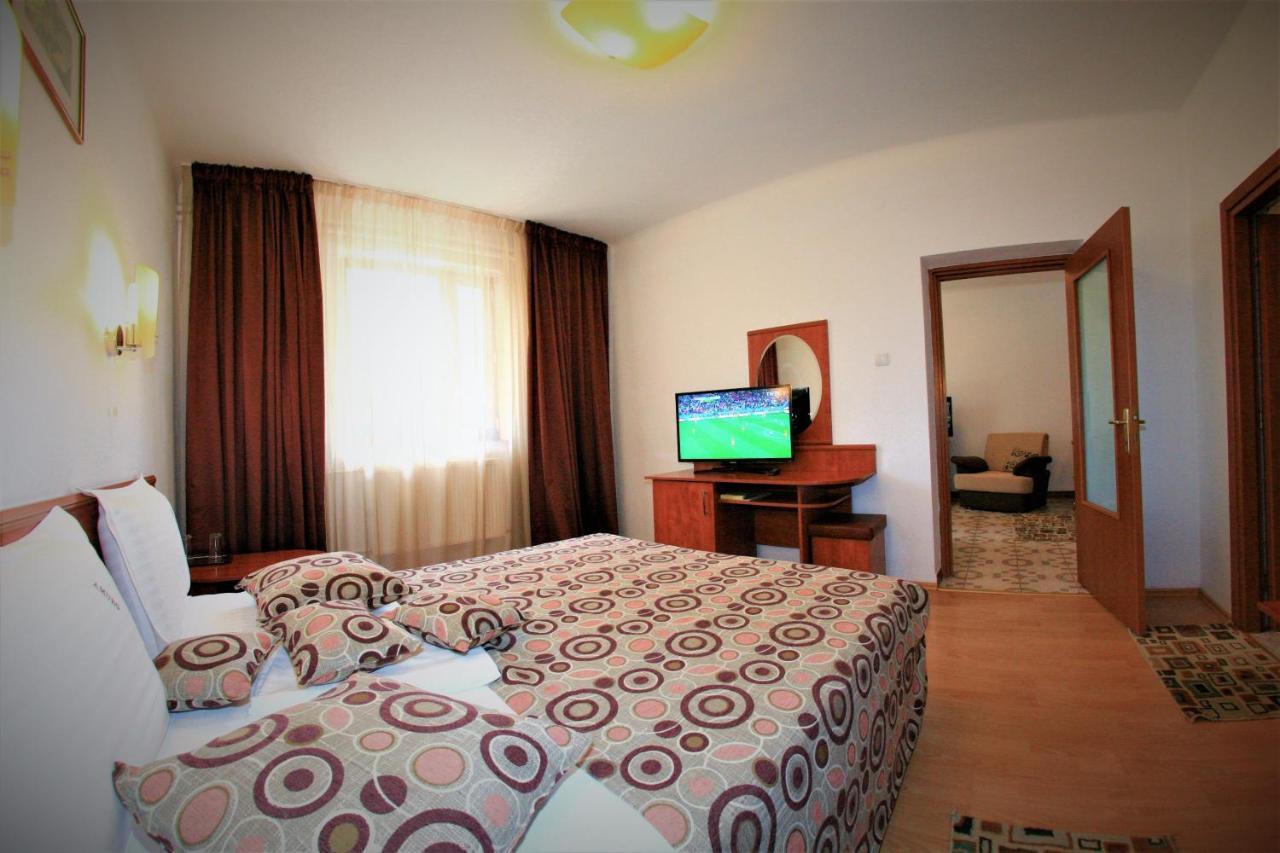 אפורי סוד Hotel Amurg מראה חיצוני תמונה