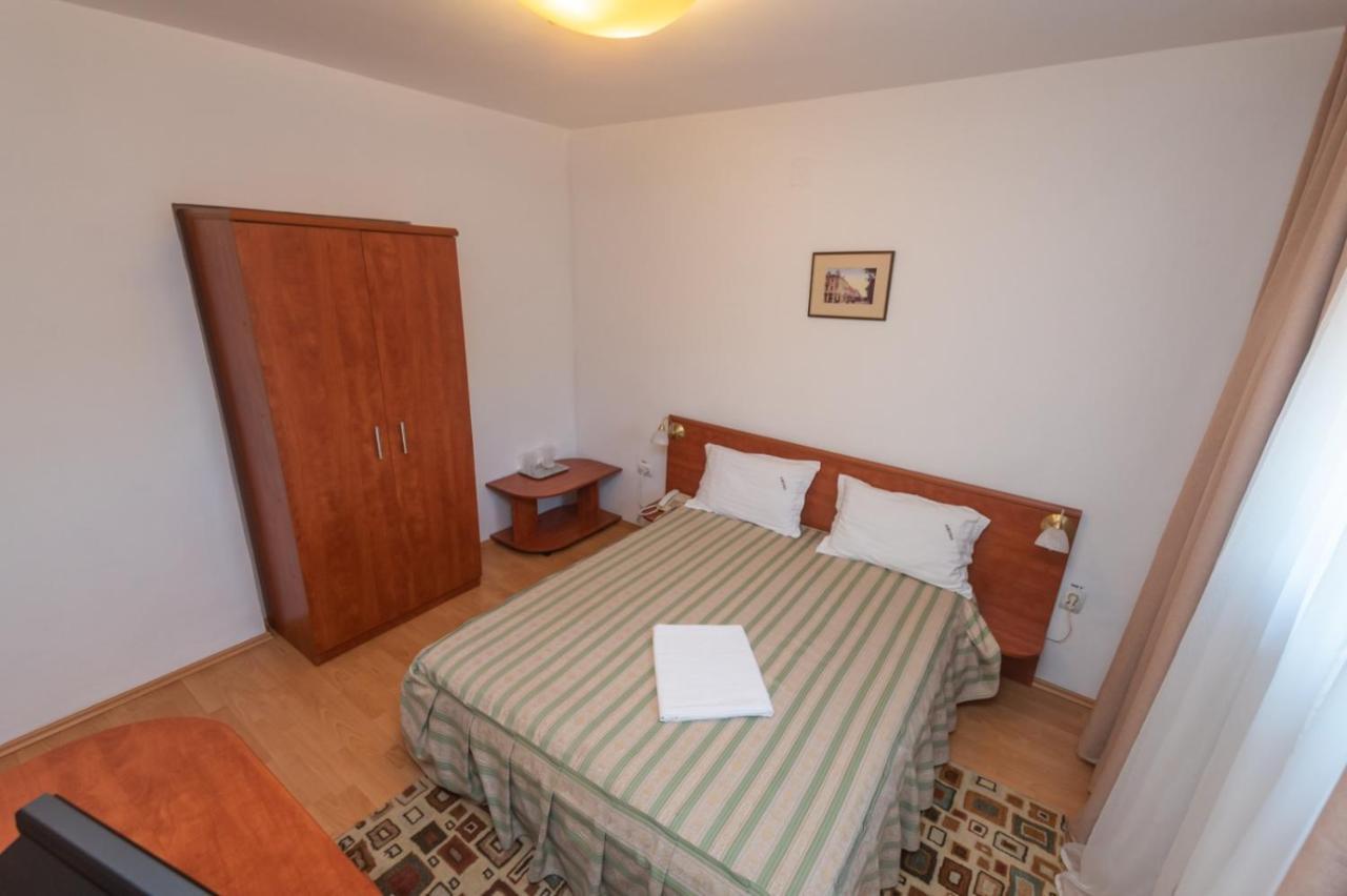 אפורי סוד Hotel Amurg מראה חיצוני תמונה