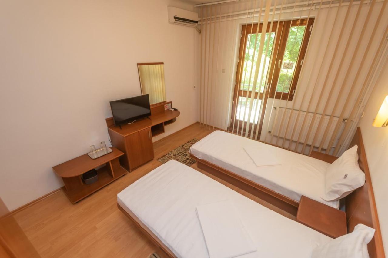 אפורי סוד Hotel Amurg מראה חיצוני תמונה