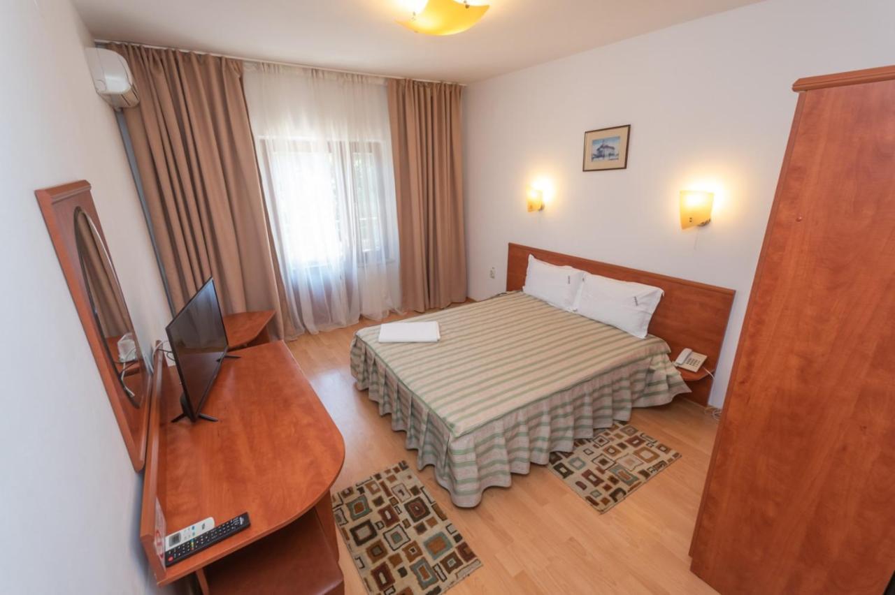 אפורי סוד Hotel Amurg מראה חיצוני תמונה